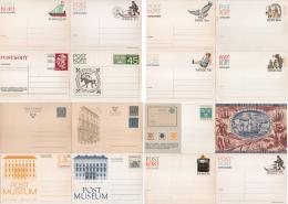 241   -  <p><span class="description">16 Postales de Colección e históricas 1970s</span></p>