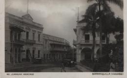 88   -  <p><span class="description">Carrera Mercado Barranquilla ca 1920s</span></p>