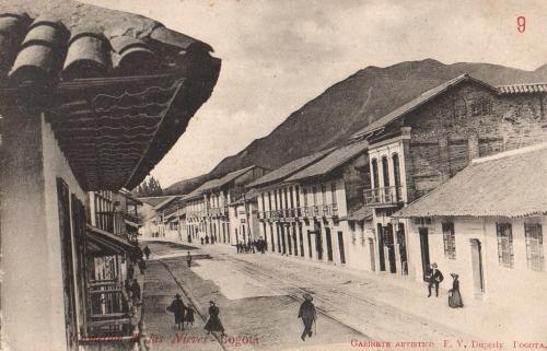 Camellón de las Nieves (Bogotá)