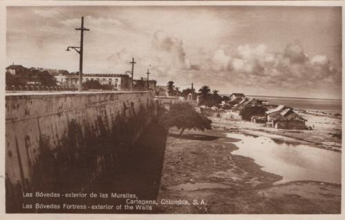 Las bóvedas el exterior de las Murallas (Cartagena)